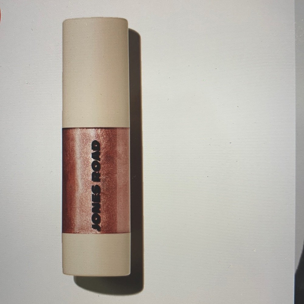 🔥SALE🔥 Shimmer Face Oil… Instant Luminosity in Shade Cool Rose (Full Size)